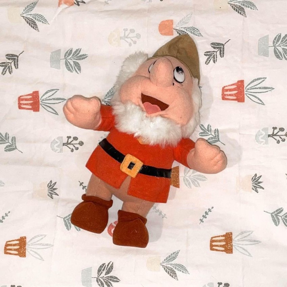 Vintage Snow White and the Seven Dwarves Plush